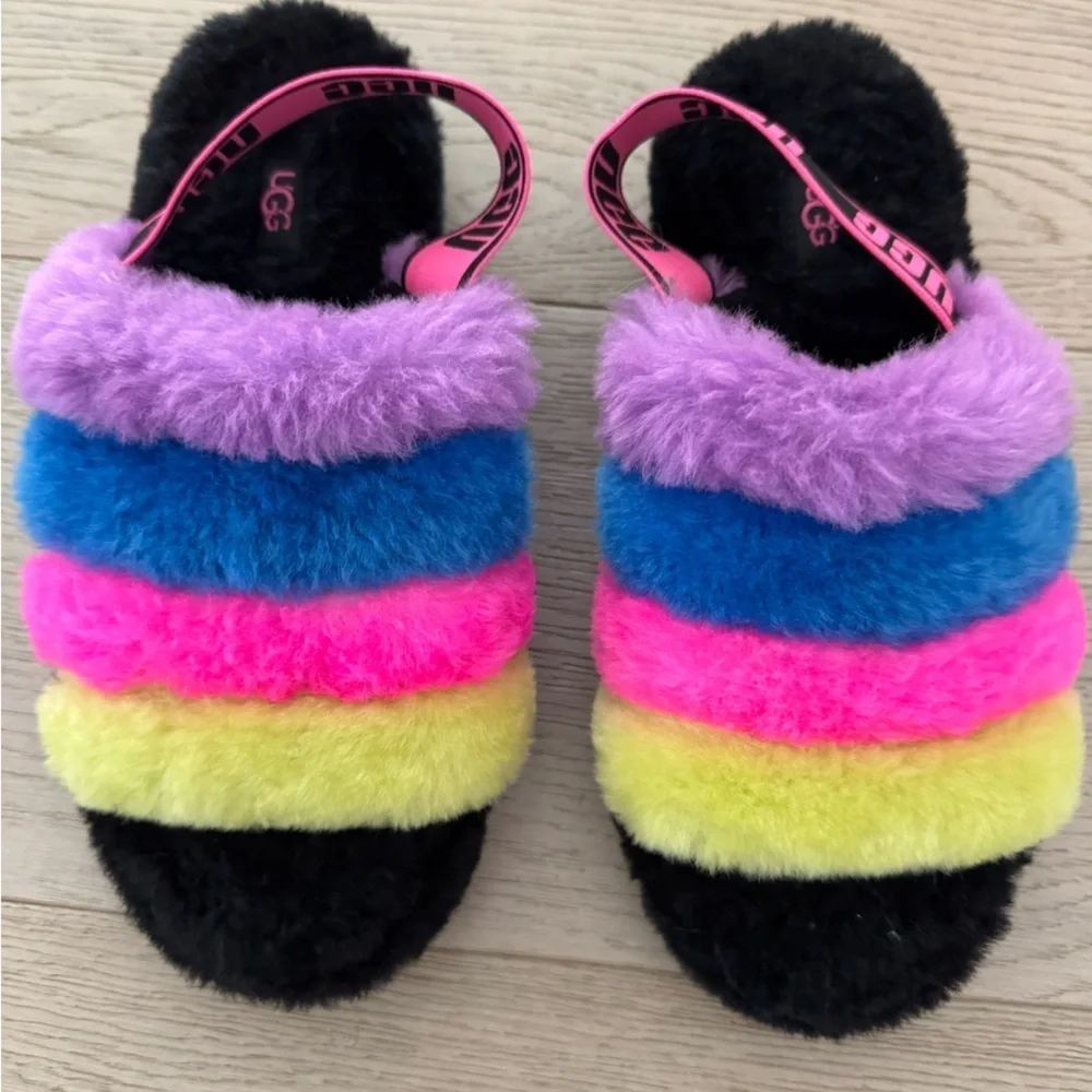 UGG Fluff Yeah Logo Slides size 7